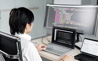 丽水 ,php声明和调用变量的符号是什么？